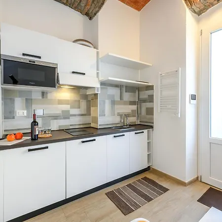 Iride Apartment *